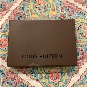 LOUIS VUITTON box and bag